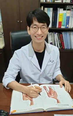 본한의원 사진 2 (업체가 네이버 플레이스에 올린 사진)