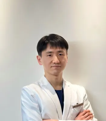 철부지한의원 사진 1 (업체가 네이버 플레이스에 올린 사진)