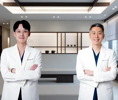 경희큰솔한의원 사진 1 (업체가 네이버 플레이스에 올린 사진)