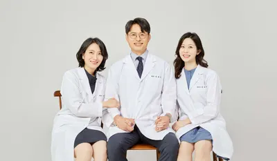 송암한의원 사진 1 (업체가 네이버 플레이스에 올린 사진)
