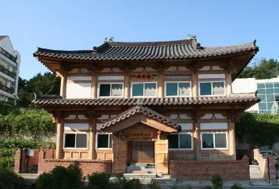 계룡한의원 사진 1 (업체가 네이버 플레이스에 올린 사진)