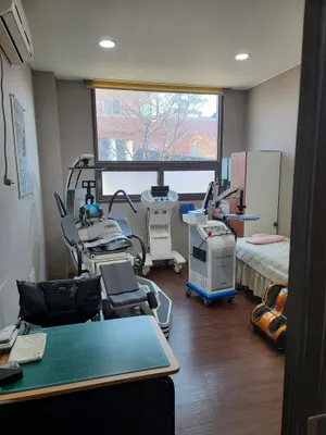 순풍한의원 사진 3 (업체가 네이버 플레이스에 올린 사진)