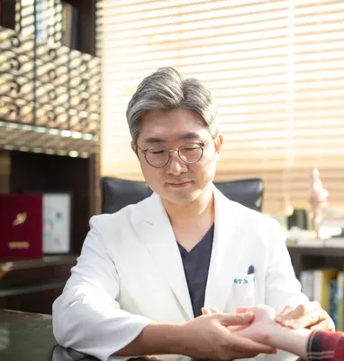 감초당청담한의원 사진 3 (업체가 네이버 플레이스에 올린 사진)