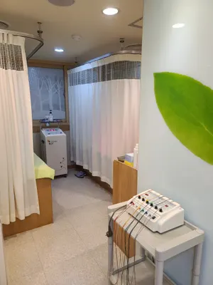 경희정담한의원 사진 3 (업체가 네이버 플레이스에 올린 사진)