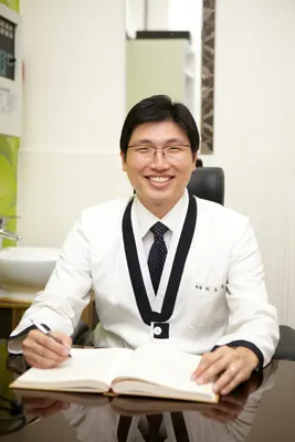 동명당한의원 사진 1 (업체가 네이버 플레이스에 올린 사진)