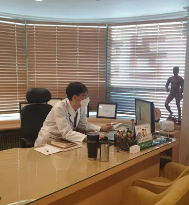 권한의원 사진 2 (업체가 네이버 플레이스에 올린 사진)