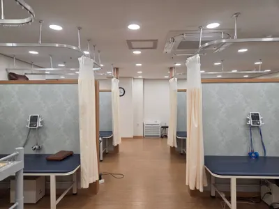 명 한의원 사진 3 (업체가 네이버 플레이스에 올린 사진)
