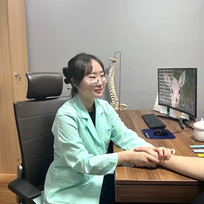 여송한의원 사진 3 (업체가 네이버 플레이스에 올린 사진)