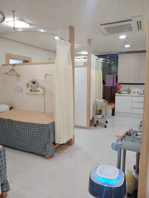 경희원한의원 사진 3 (업체가 네이버 플레이스에 올린 사진)