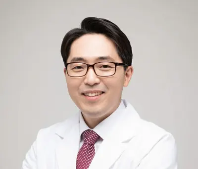 나비솔한의원 사진 1 (업체가 네이버 플레이스에 올린 사진)
