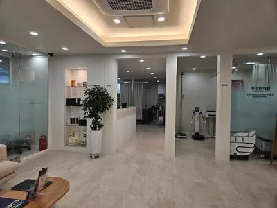 푸른한의원 사진 1 (업체가 네이버 플레이스에 올린 사진)