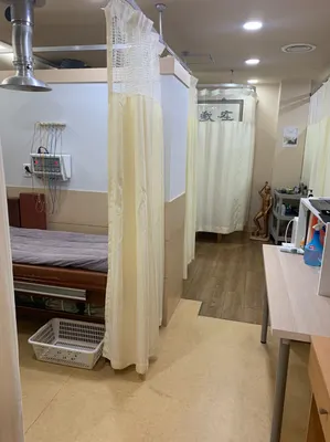 명제한의원 사진 3 (업체가 네이버 플레이스에 올린 사진)