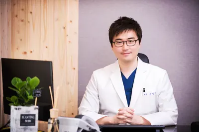 고든몸한의원 사진 1 (업체가 네이버 플레이스에 올린 사진)