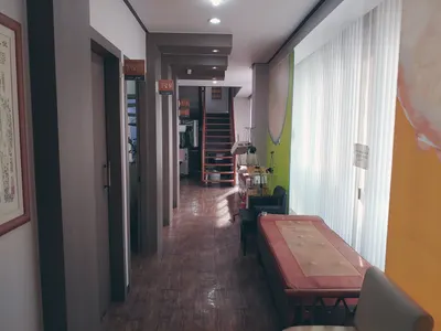 신한의원 사진 3 (업체가 네이버 플레이스에 올린 사진)